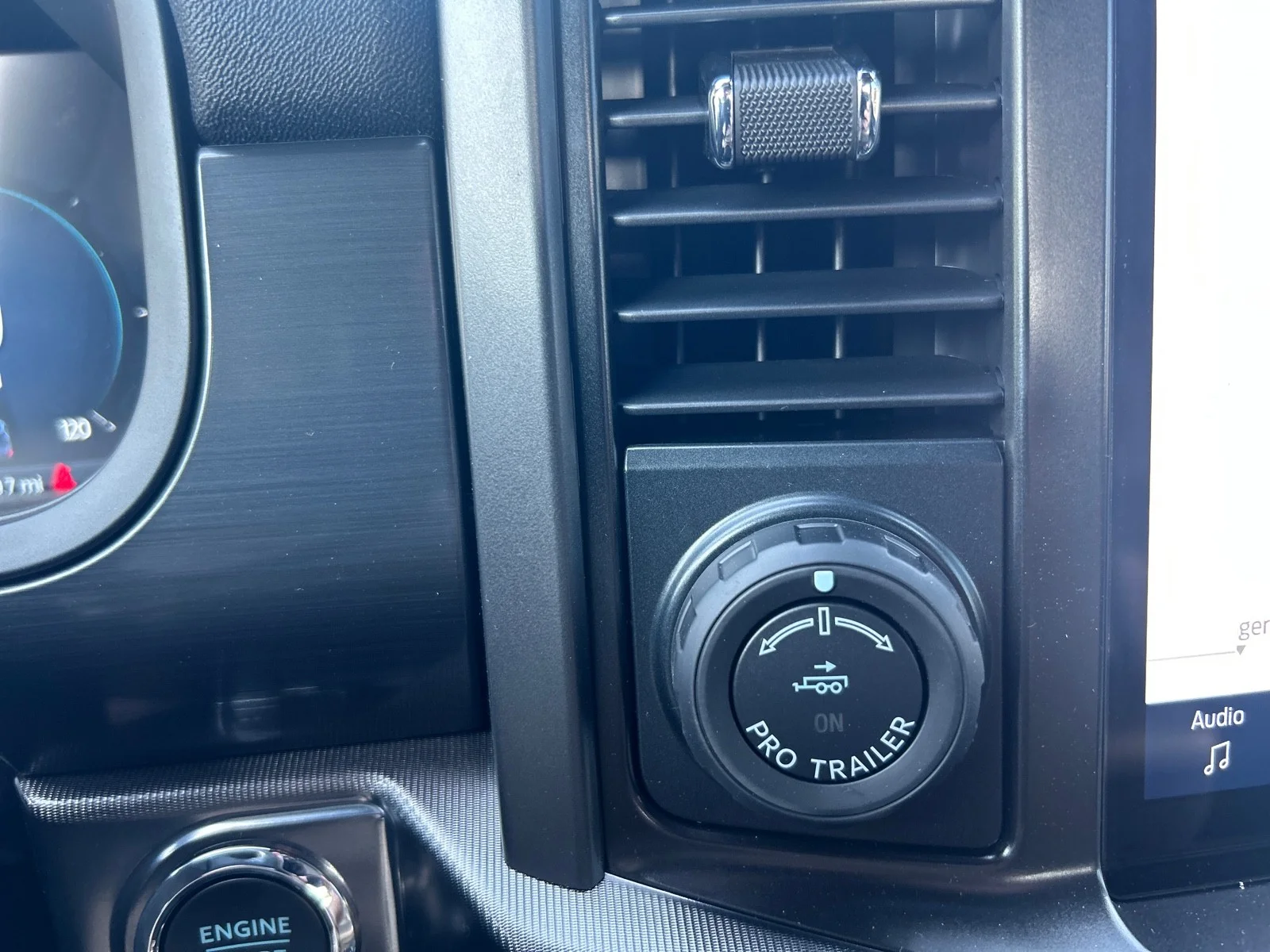 New 2026 Antimatter Blue Metallic Ford LARIAT image 20