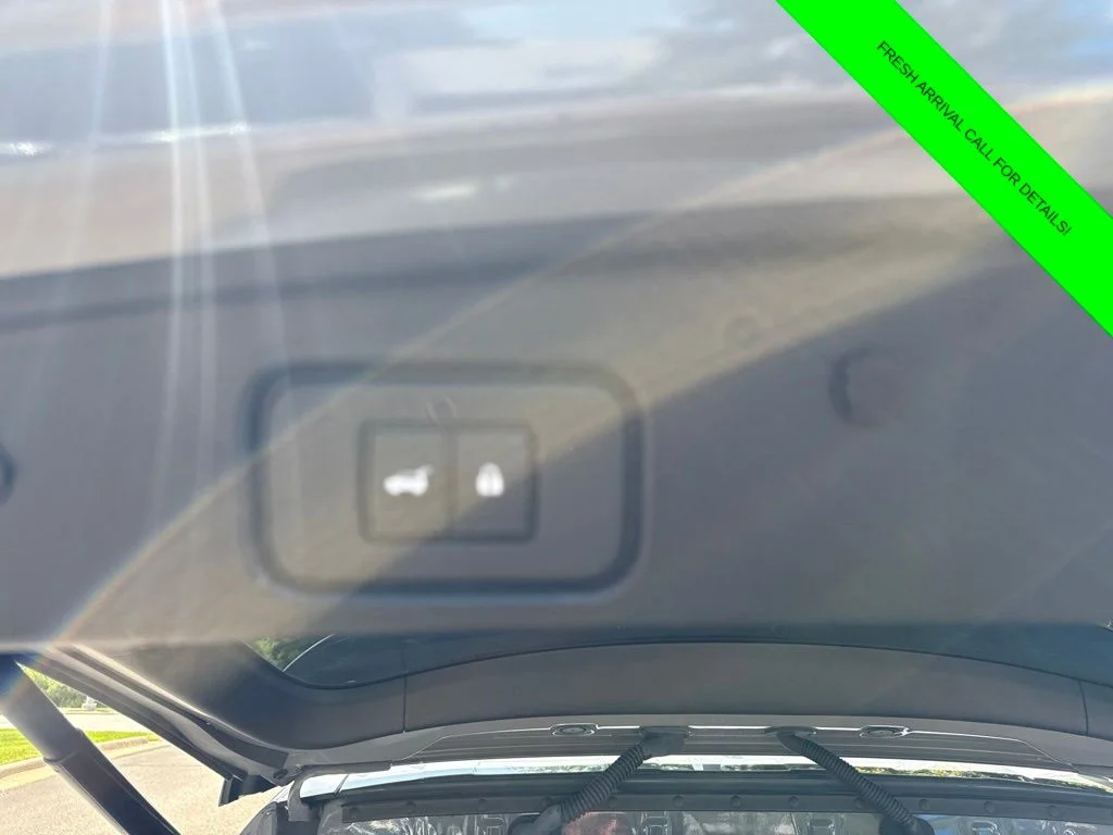 Used 2025 Boulder Gray Nissan Platinum image 44