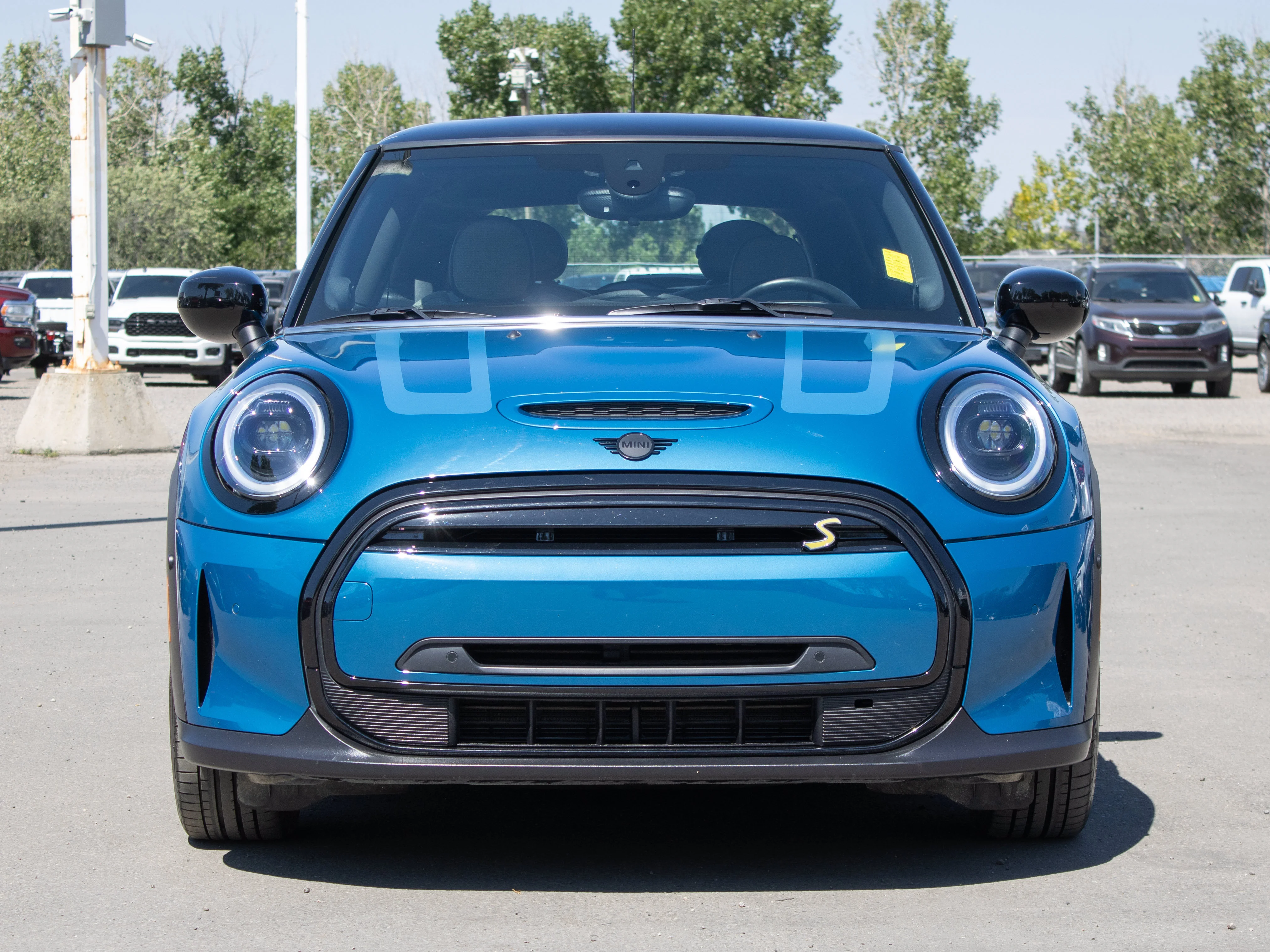 Used 2022 Blue MINI Cooper SE* | All-Electric | Heated Seats | Heated Steering Wheel | Navigation | Back-Up Camera | image 9