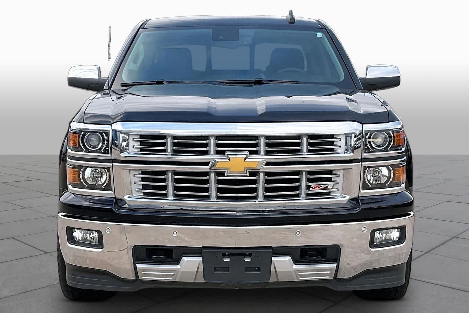 Used 2015 Black Chevrolet LTZ image 3