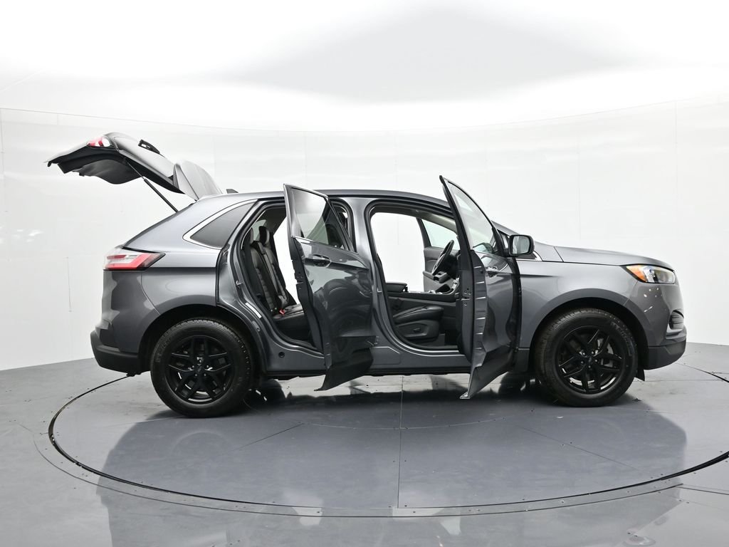 2024 Ford Edge SEL - Photo 24