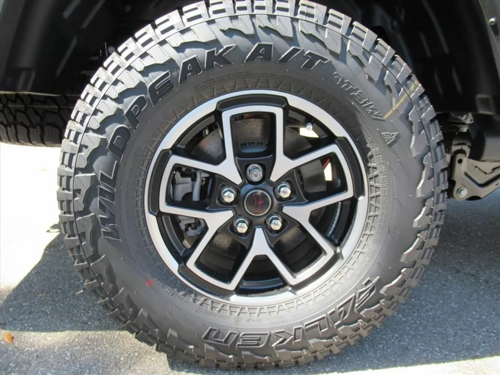 New 2026 Anvil Clear-Coat Exterior Paint Jeep Rubicon X image 7