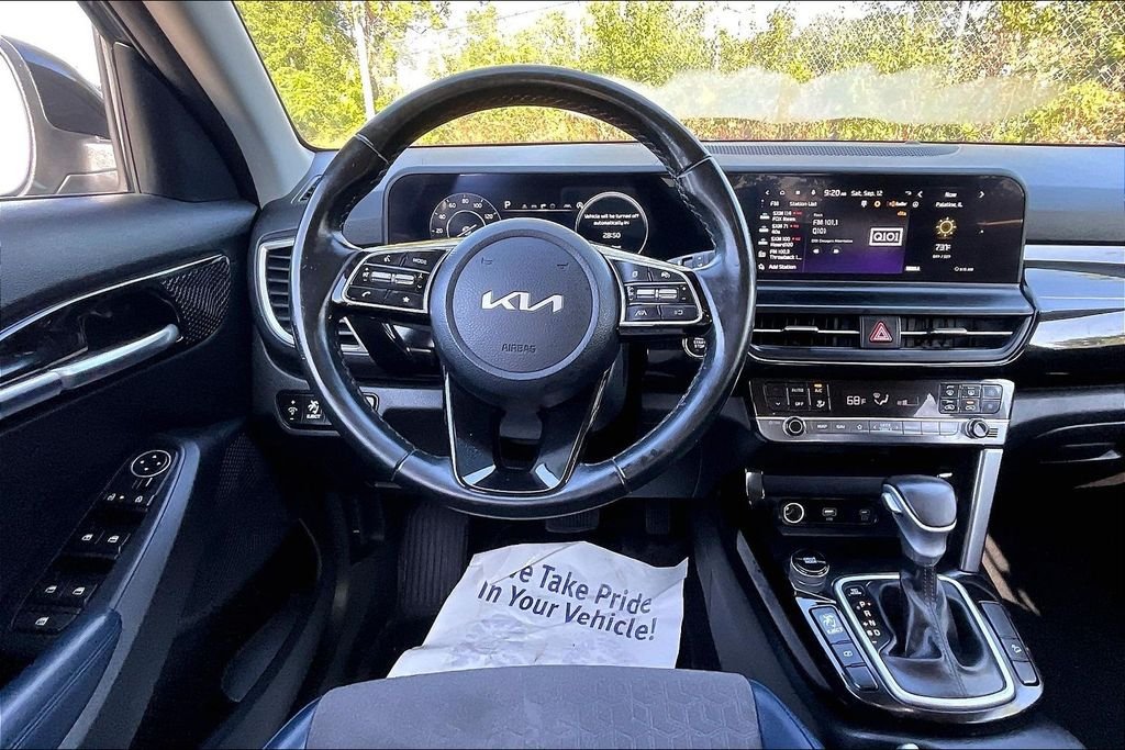 Used 2024 Black Kia S image 4