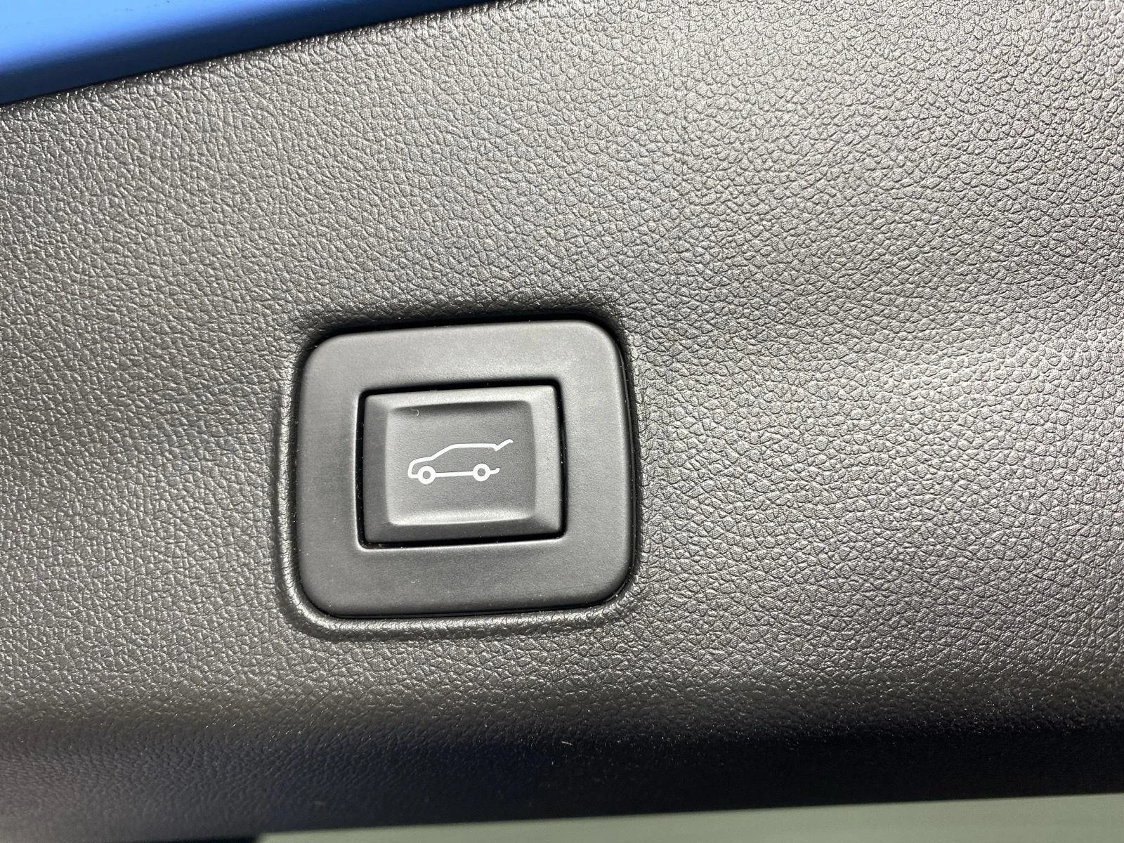 Used 2024 Fountain Blue Chevrolet RS image 27