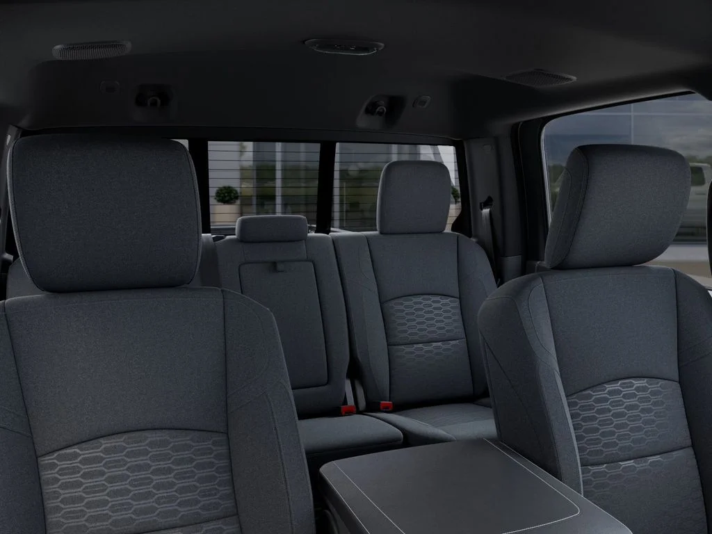 2025 RAM 3500 Big Horn - Photo 27