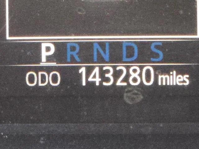 Used 2019 Red Toyota SR5 image 36