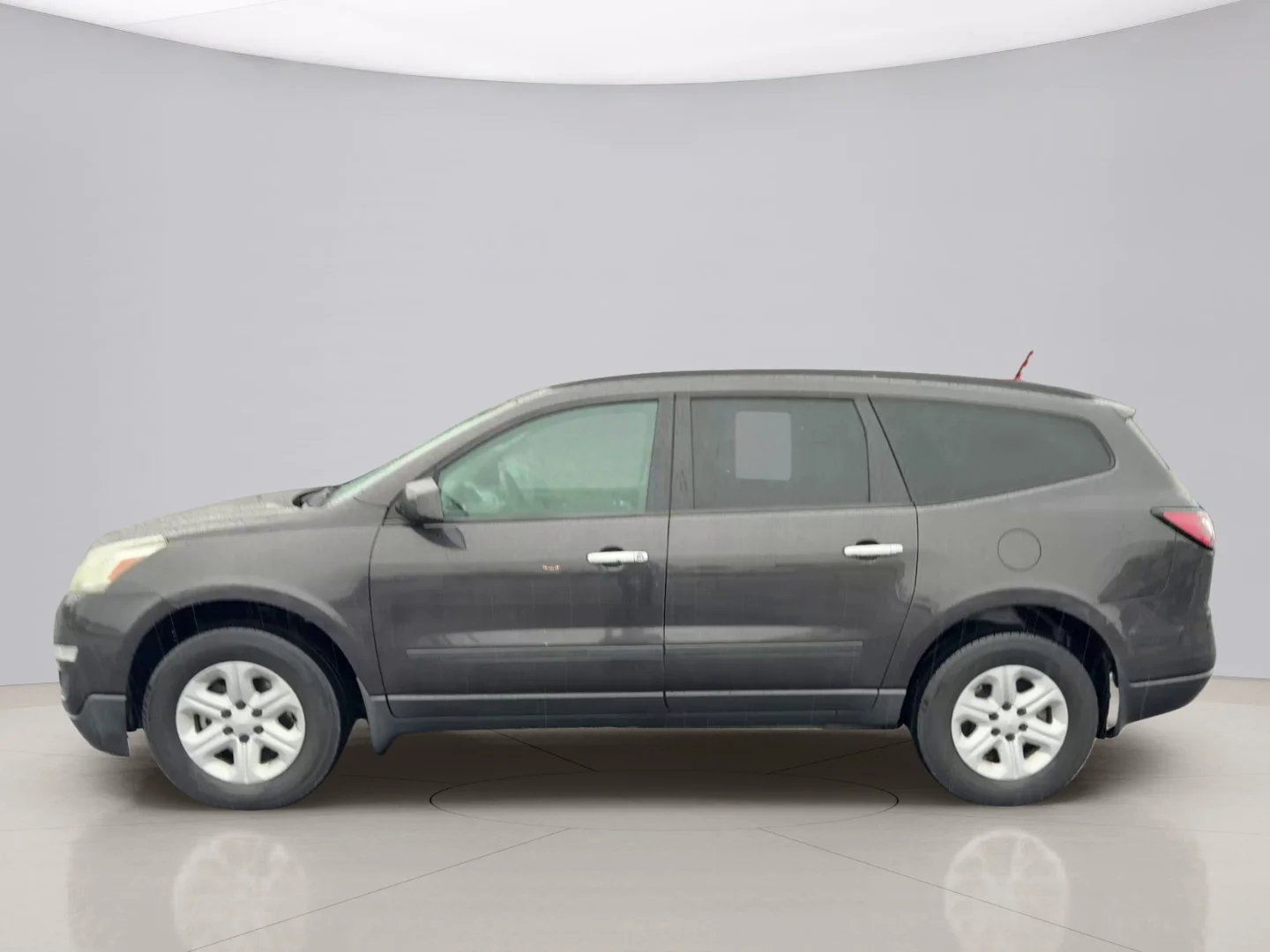 Used 2017 Gray Chevrolet LS image 2