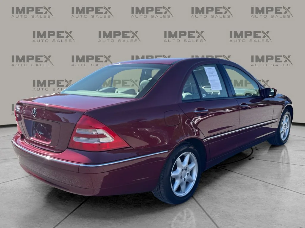 Used 2004 Red Mercedes-Benz C 320 image 5