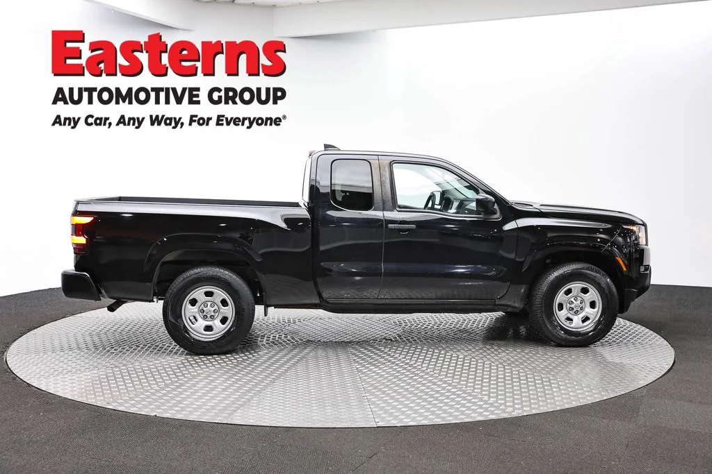 Used 2022 Black Nissan S image 4