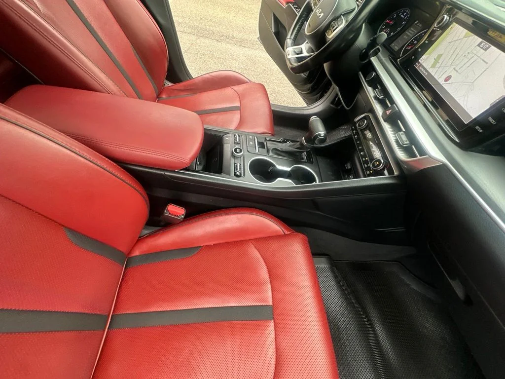 Used 2022 Black Kia GT-Line image 37