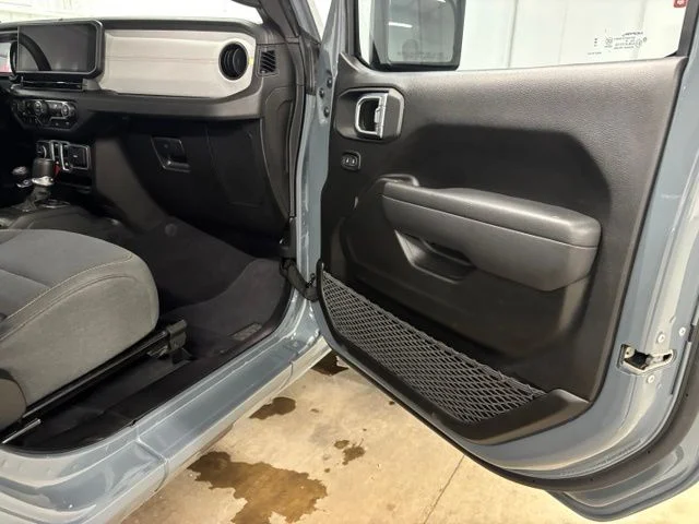 Used 2025 Gray Jeep Sport image 12