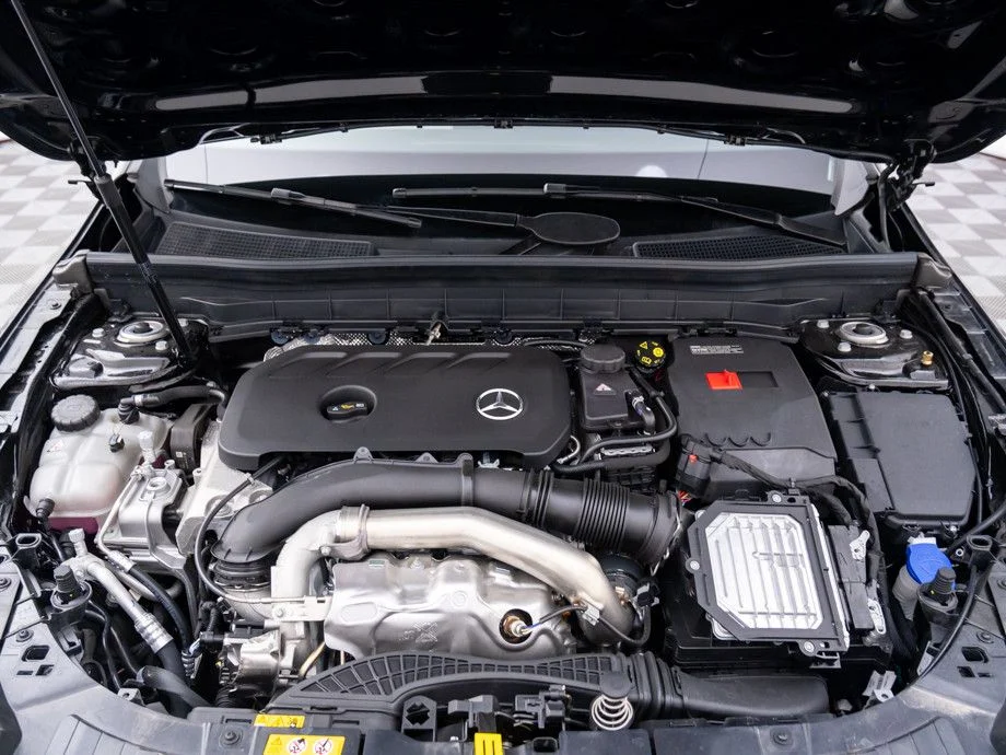 New 2026 Black Mercedes-Benz GLB 250 image 35