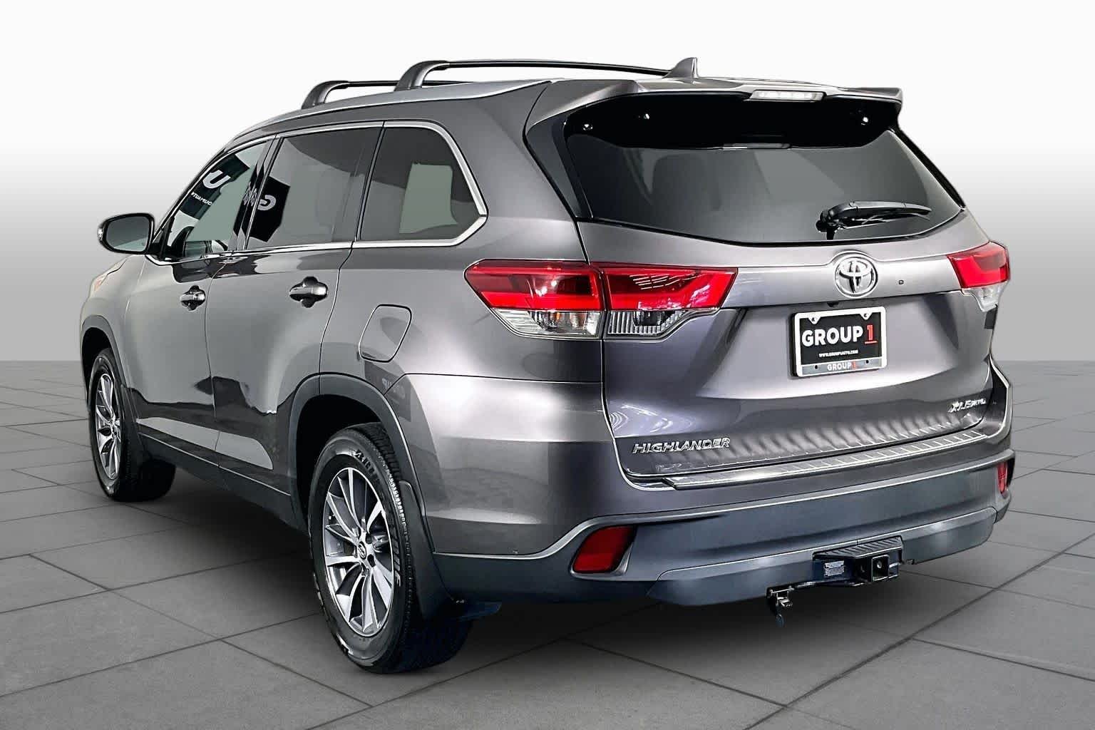 2019 Toyota Highlander XLE - Photo 12
