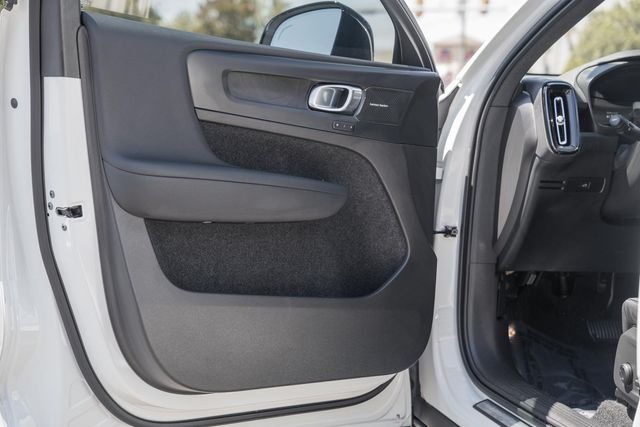 Used 2023 Crystal White Volvo Ultimate image 38