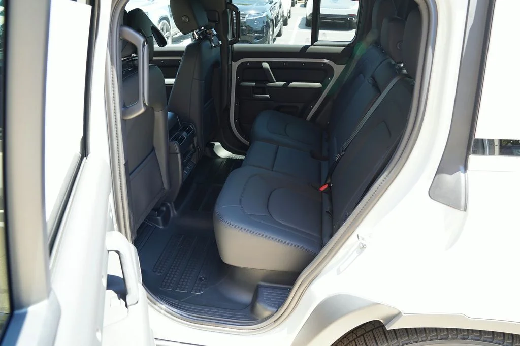 New 2026 Borasco Grey Land Rover S image 31