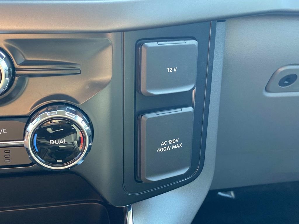 New 2026 Carbonized Gray Metallic Ford XLT image 20