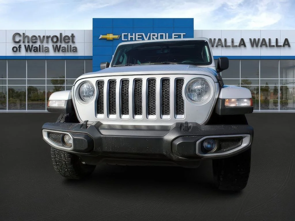Used 2023 Silver Zynith Jeep Sahara image 25