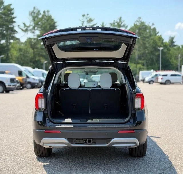 New 2026 Agate Black Metallic Ford Platinum™ image 6