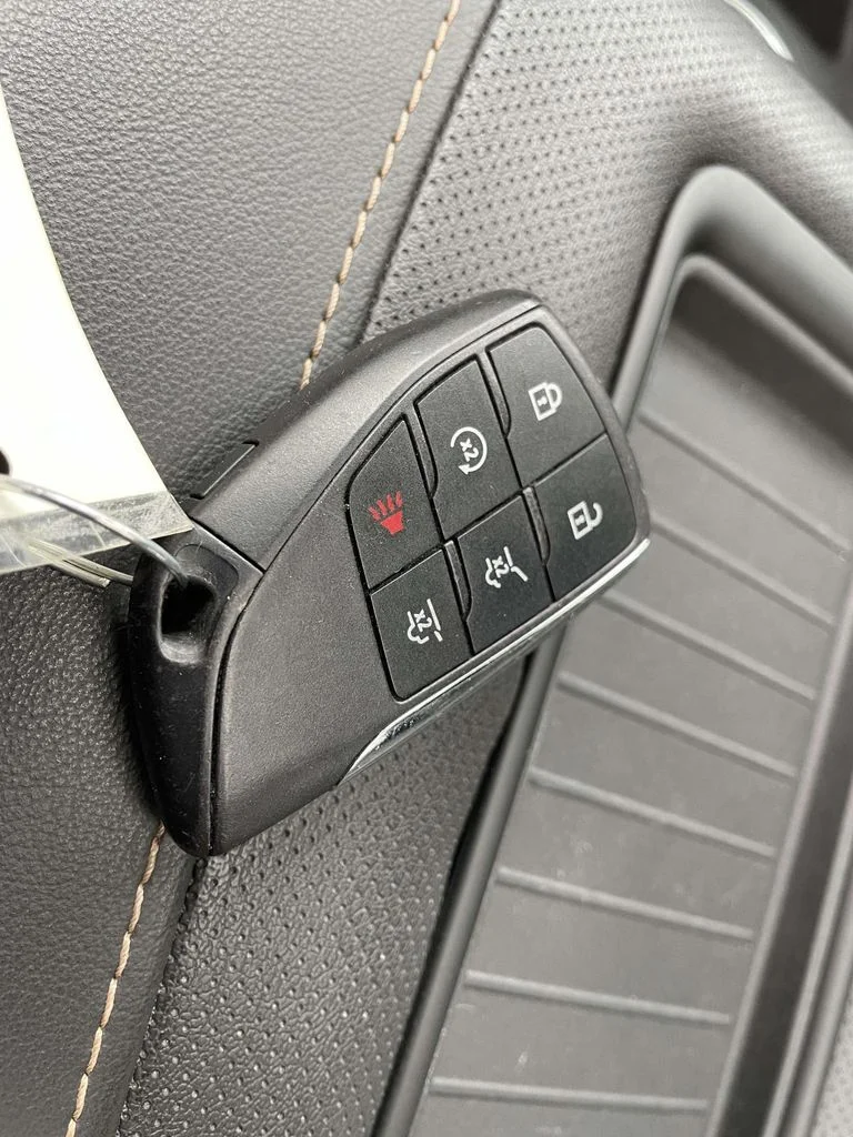 Used 2023 Onyx Black GMC AT4 image 42
