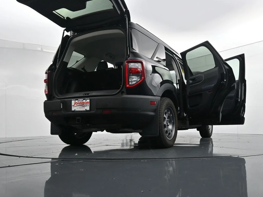 Used 2024 Black Ford Outer Banks image 35