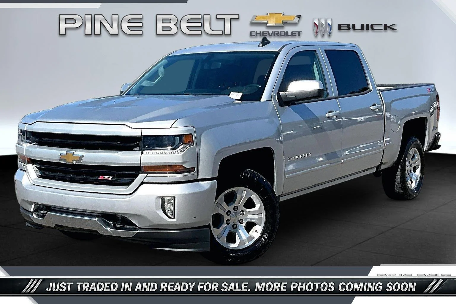 Used 2018 Silver Ice Metallic Chevrolet LT image 11