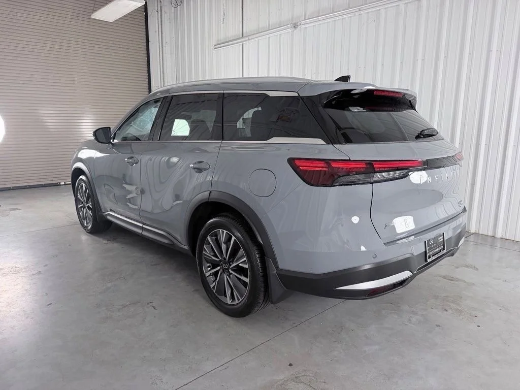 2027 INFINITI QX60 LUXE - Photo 4