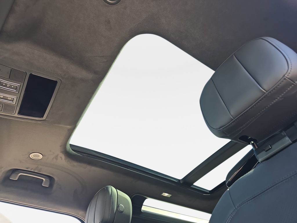 New 2026 Carpathian Grey LAND ROVER V8 image 30