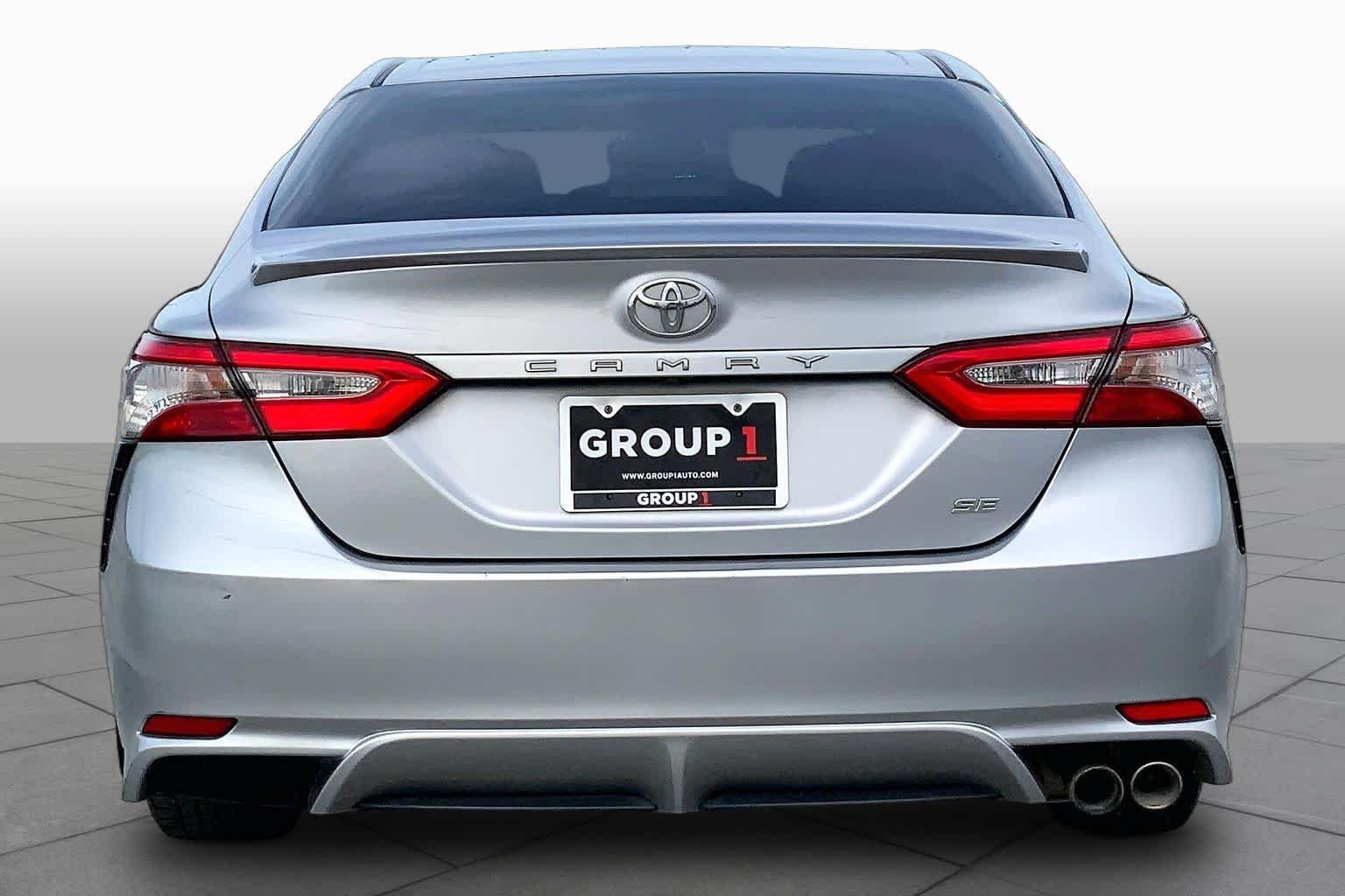 Used 2018 Celestial Silver Metallic Toyota SE image 5