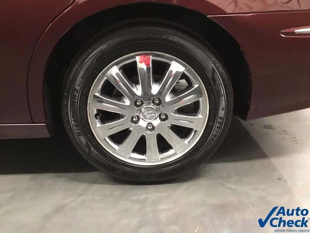 Used 2007 Red Buick CXL image 15