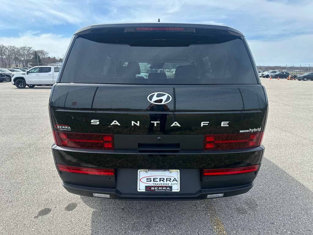New 2026 Black Hyundai SE image 4