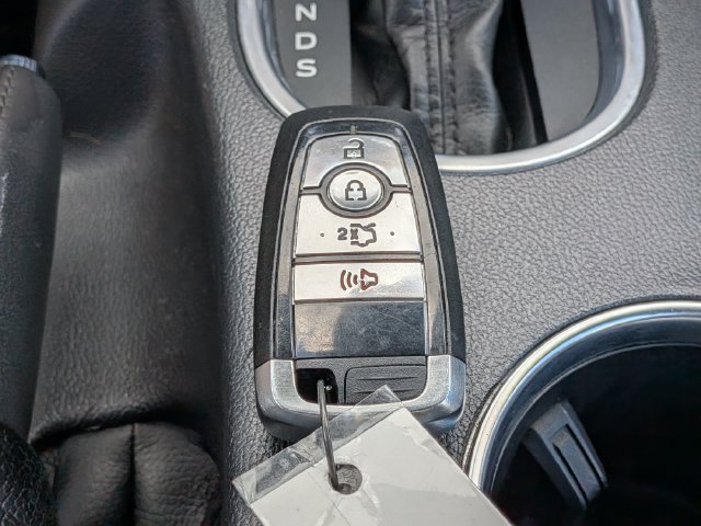Used 2022 White Ford EcoBoost image 32