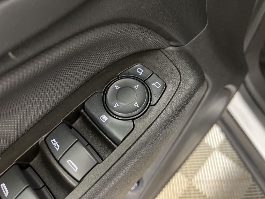 Used 2024 Summit White Chevrolet RS image 18