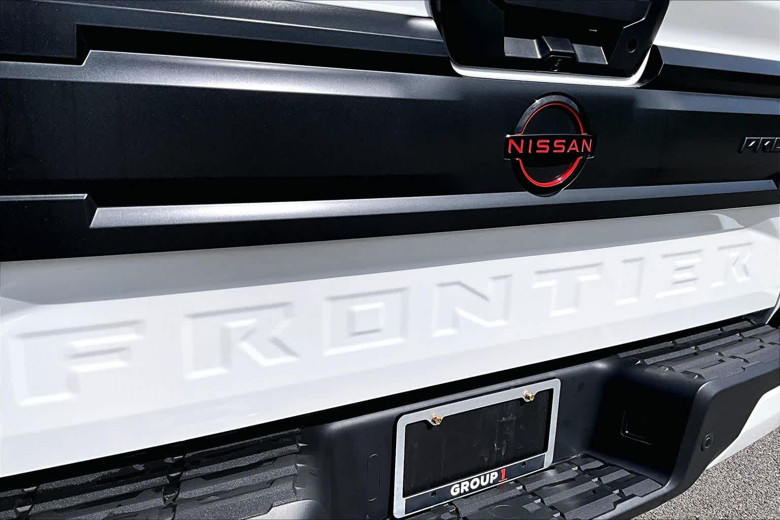 Used 2026 Glacier White Nissan PRO-4X image 10
