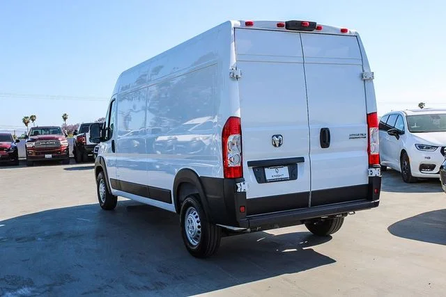 New 2026 Bright White Clear-Coat Exterior Paint RAM High Roof image 9