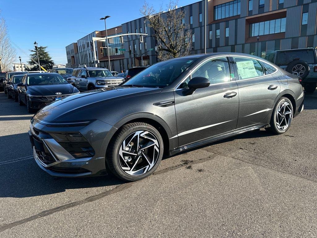New 2026 Gray Hyundai SEL Sport image 2