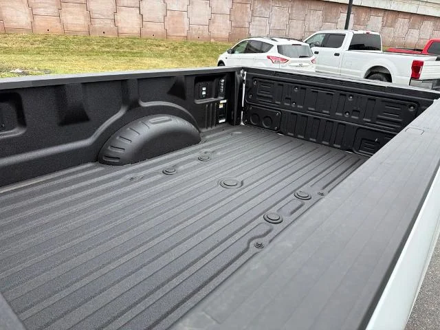 New 2026 Oxford White Ford F-250® Lariat® image 30