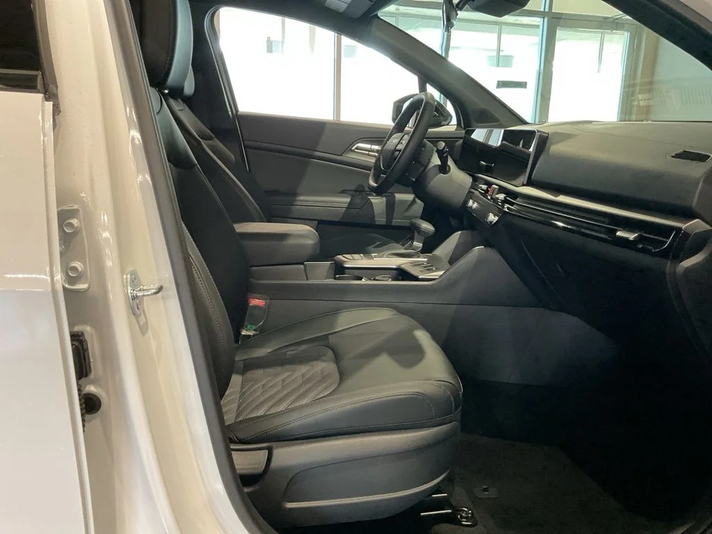 New 2026 White Kia X-Line image 26