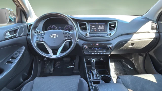 Used 2018 Black Hyundai Value image 10