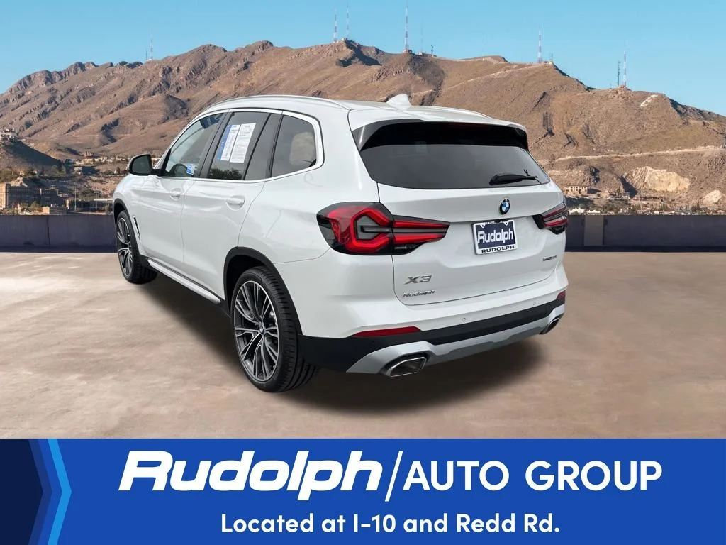 Used 2024 White BMW xDrive30i image 3