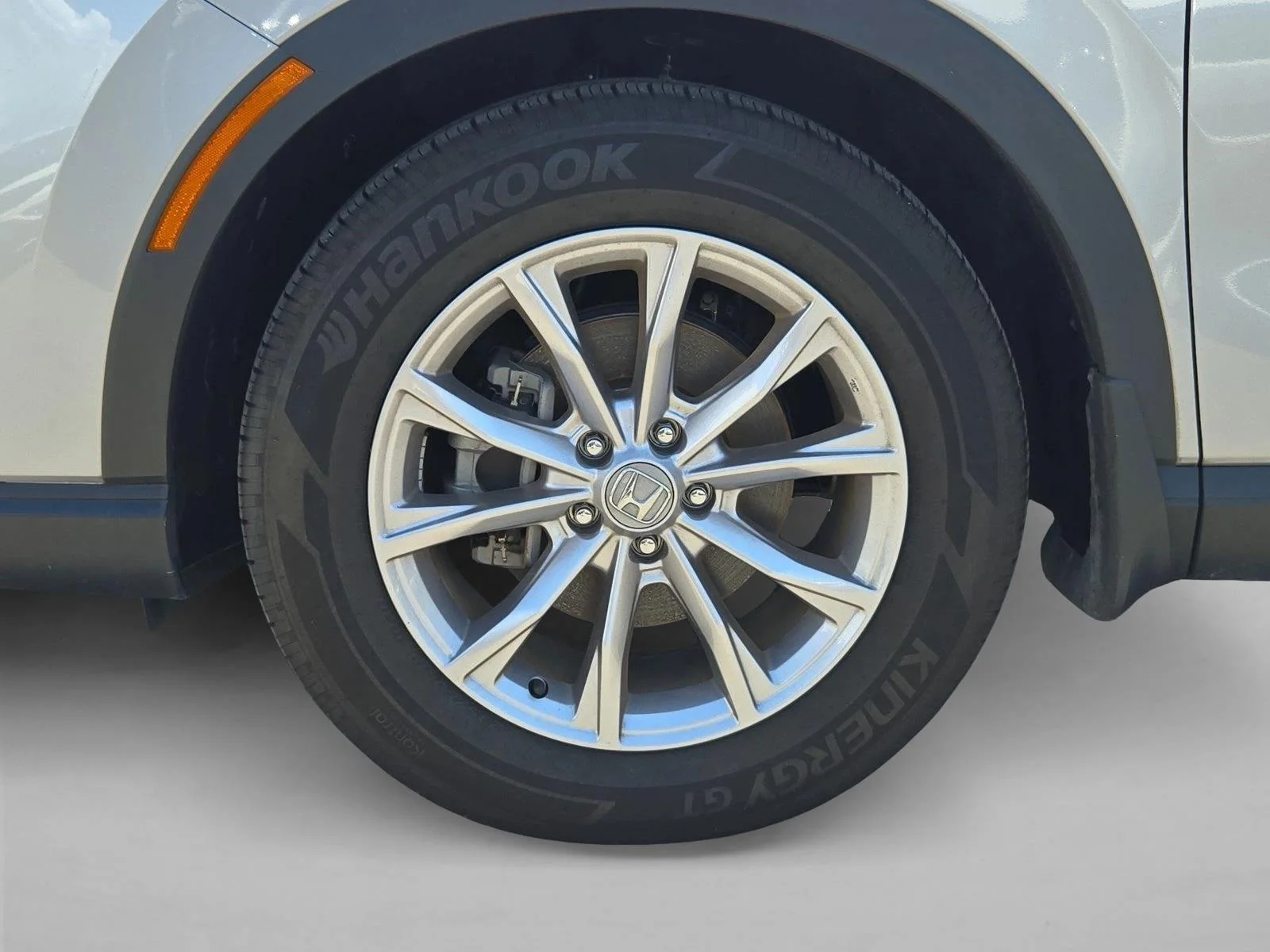 Used 2024 Lunar Silver Metallic Honda EX-L image 24