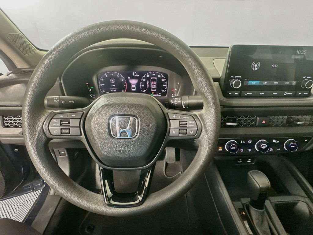 2025 Honda Accord SE - Photo 11