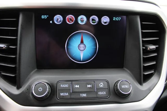 Used 2017 Red GMC SLE-2 image 16