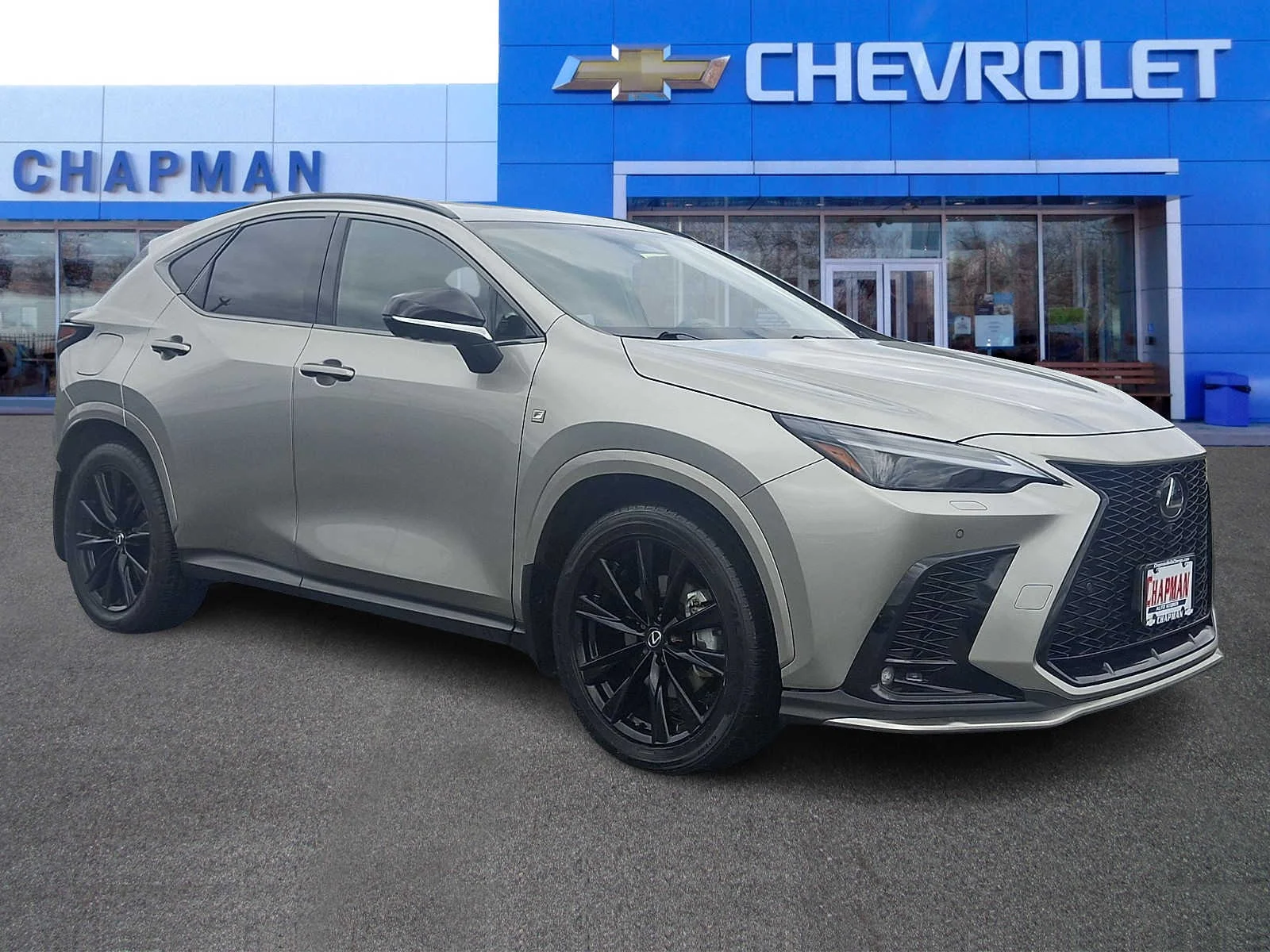 Used 2024  Lexus NX 450h+ F SPORT Handling image 1