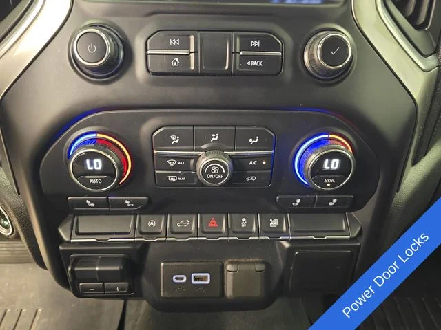 Used 2019 Red Chevrolet RST image 26