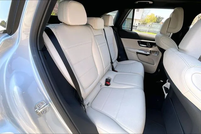 New 2026 Mercedes-Benz GLC GLC 300 4D Sport Utility