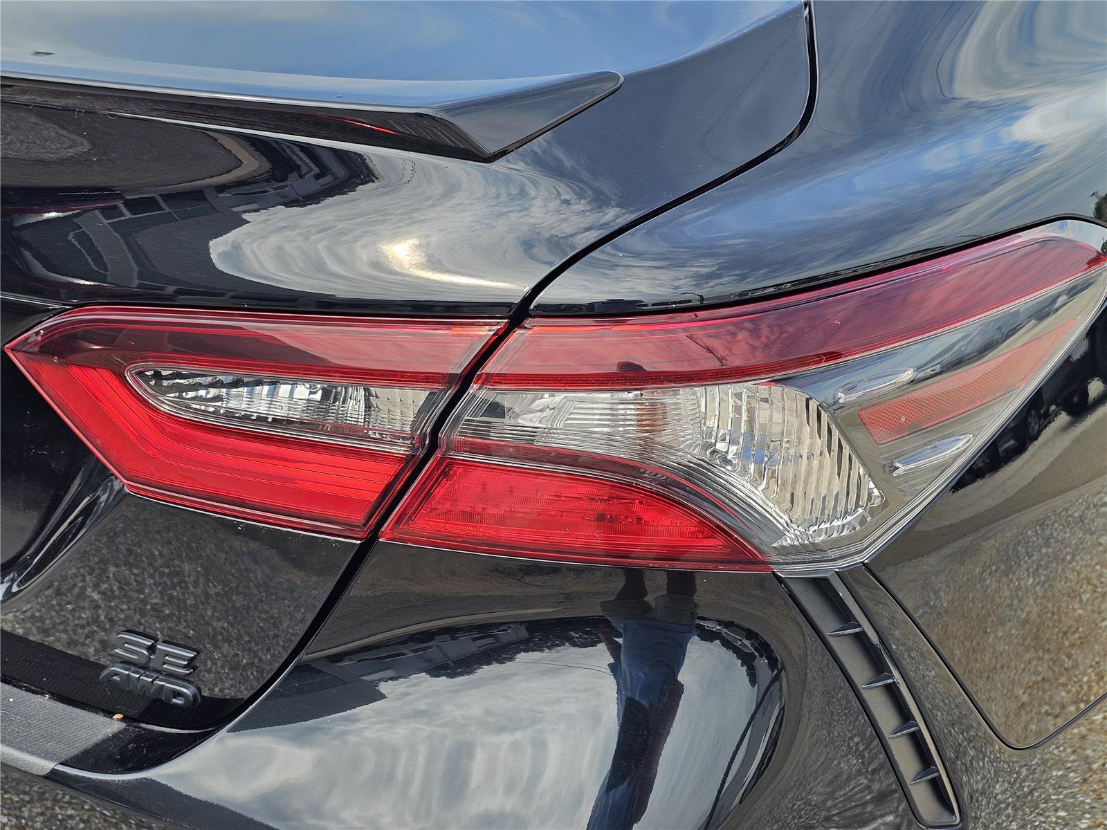 Used 2024 Midnight Black Metallic Toyota SE image 9