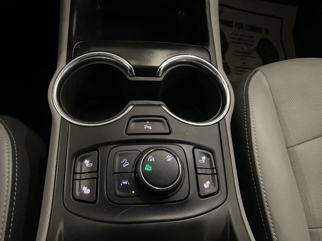 Used 2023 Sterling Metallic GMC SLT image 22