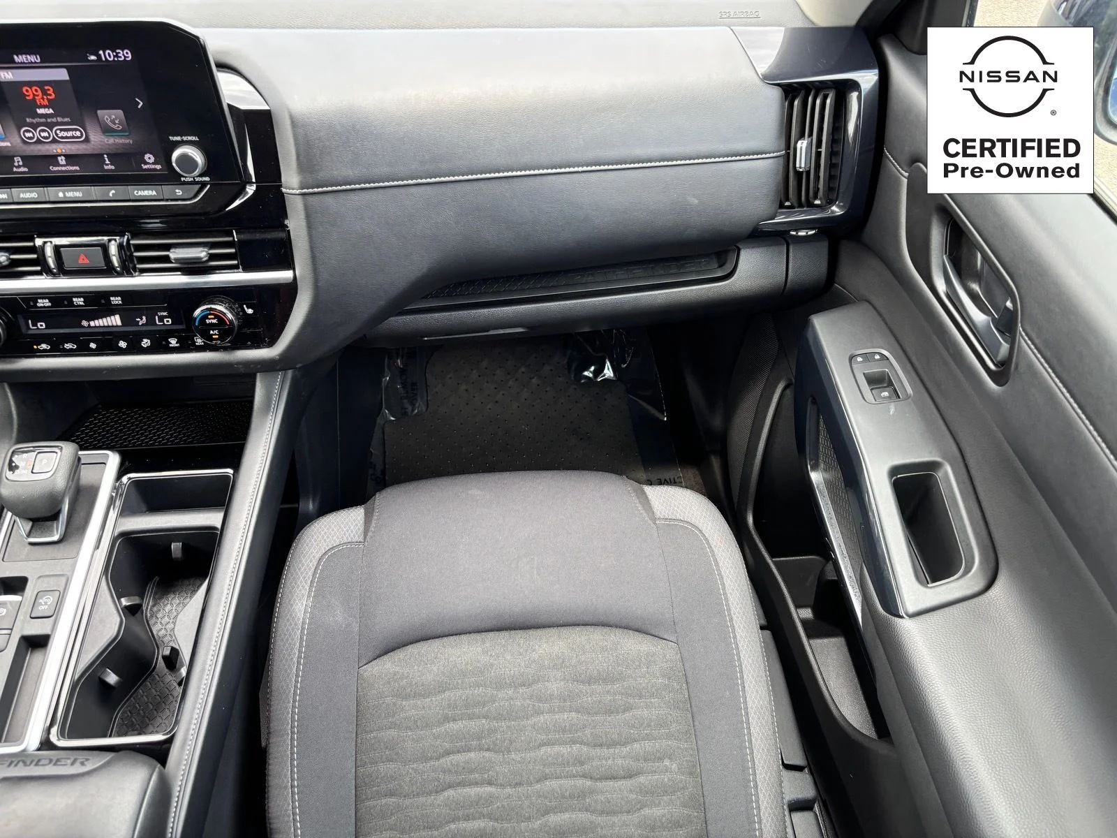 Used 2025 Deep Ocean Blue Pearl Nissan SV image 14