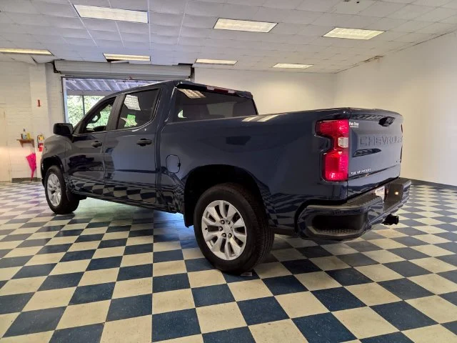 Used 2022 NORTHSKY BLUE METALLIC Chevrolet Custom image 5