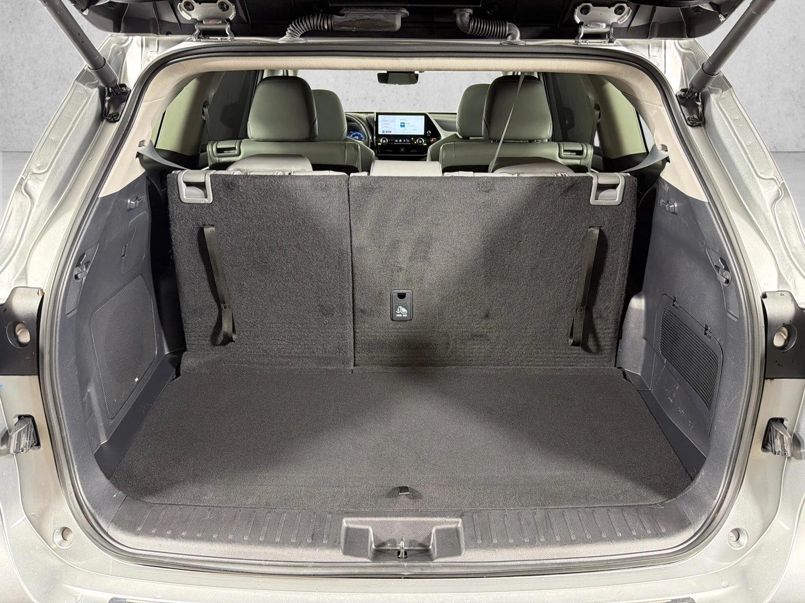 Used 2024 Celestial Silver Metallic Toyota Platinum image 19